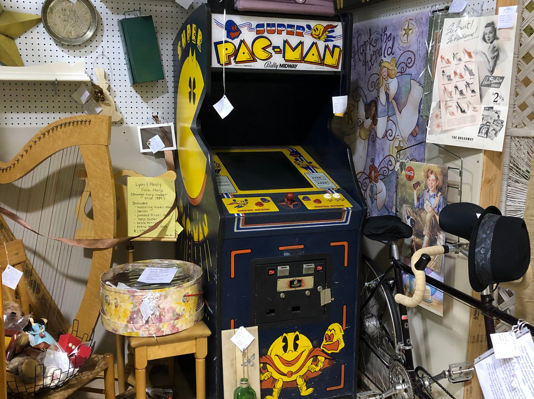 Treasure Hunt Antique Mall-Powder Springs必去景点