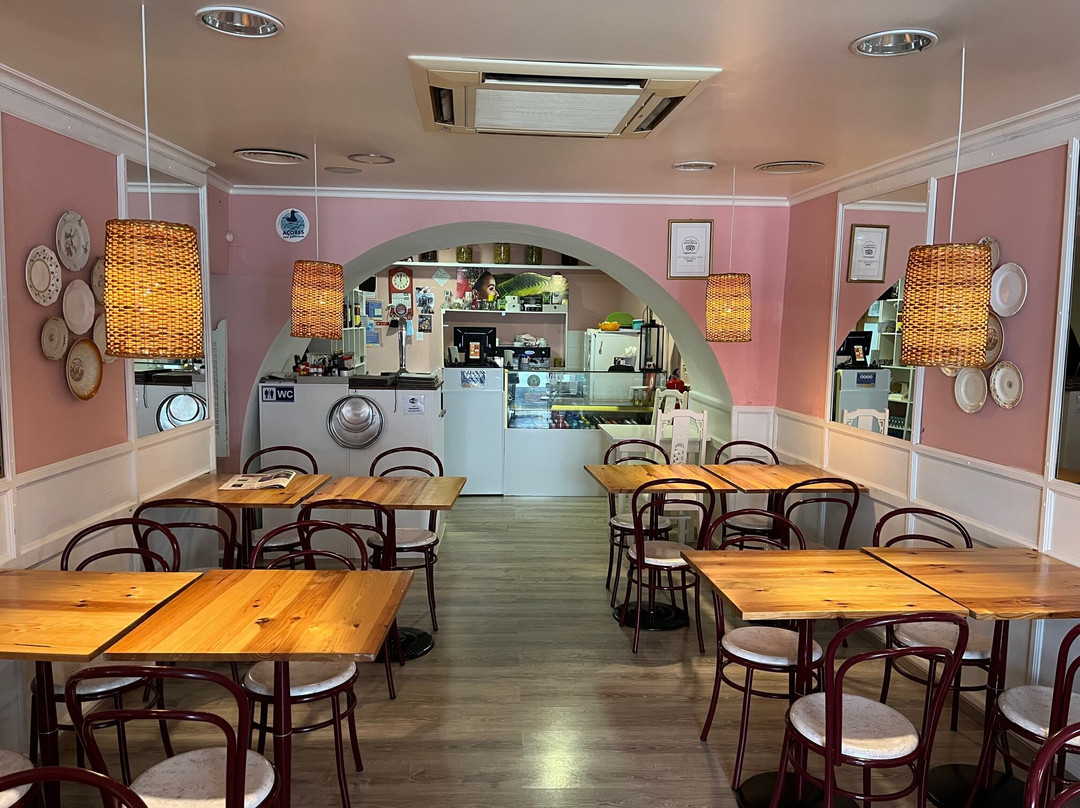 Lan's Pizzaria, Exotic Food & Vegetariano