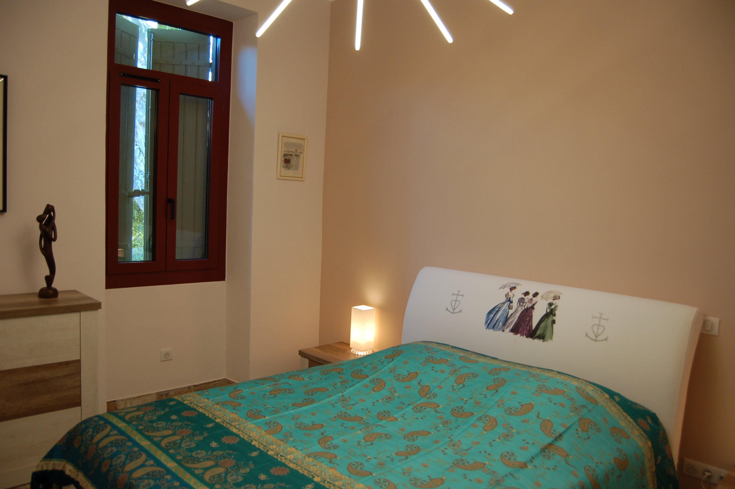 马斯蒙费朗酒店-官方