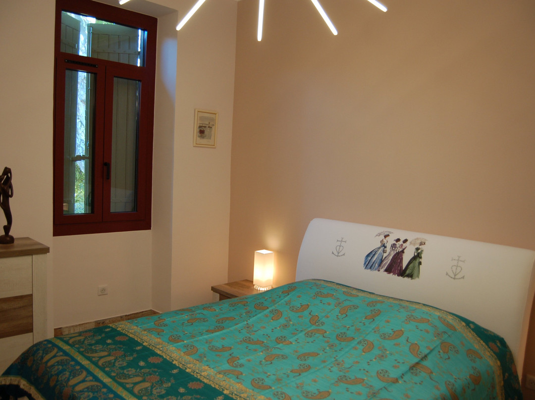 马斯蒙费朗酒店主图