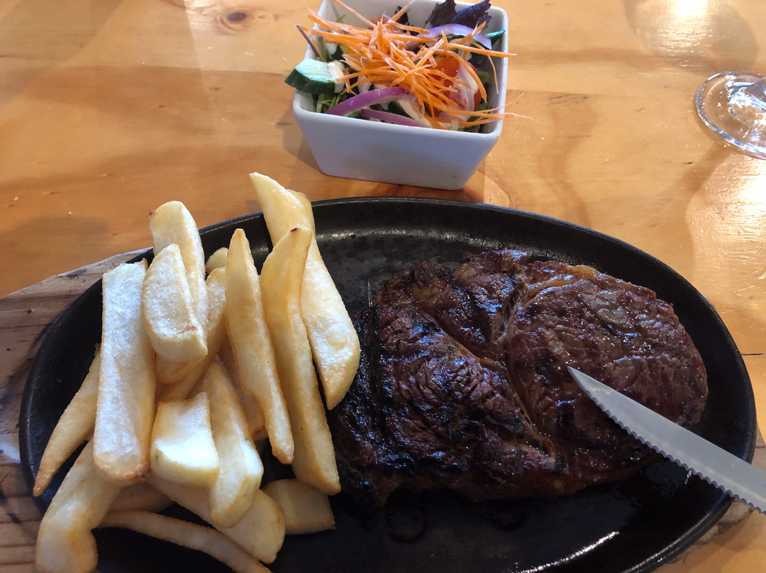 Myrniong餐馆和美食-Commercial Hotel Ballan