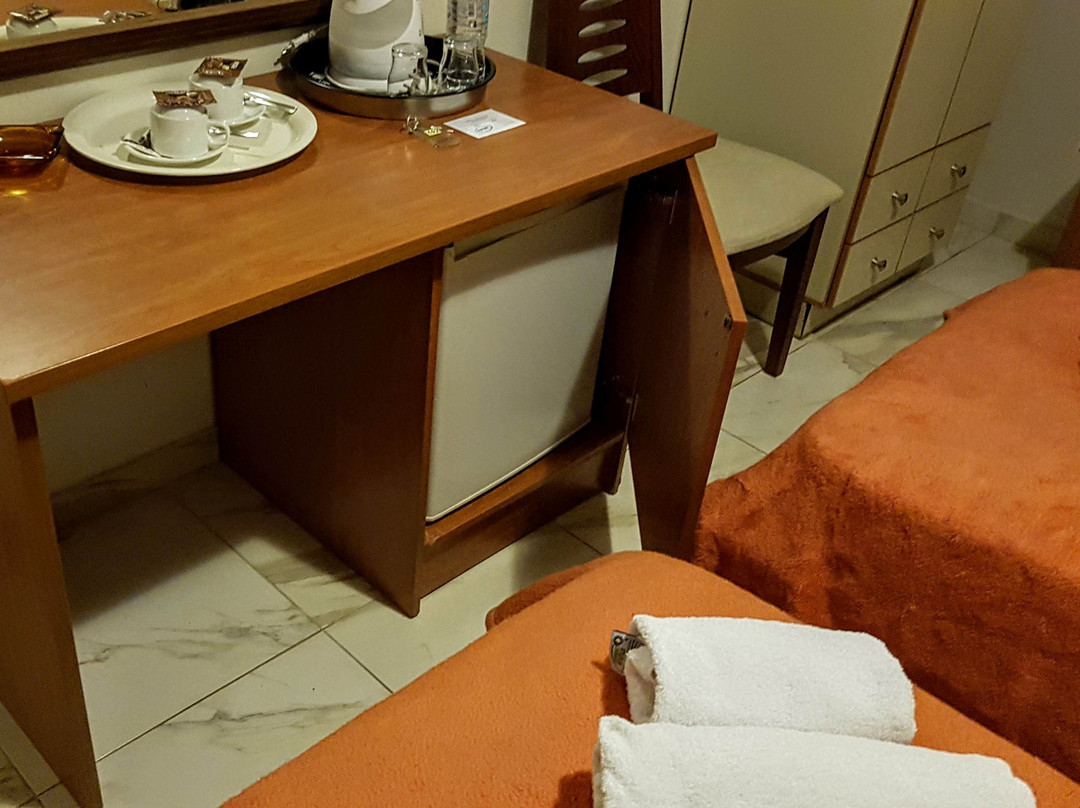 爱克波酒店主图