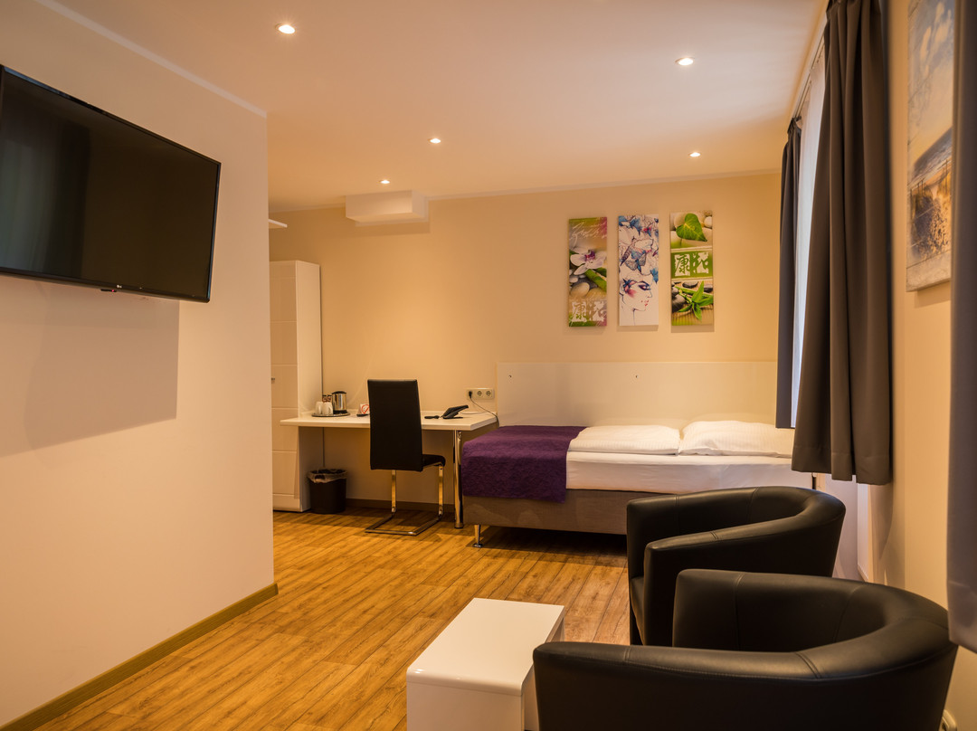 瓦德鲁斯特餐厅酒店主图