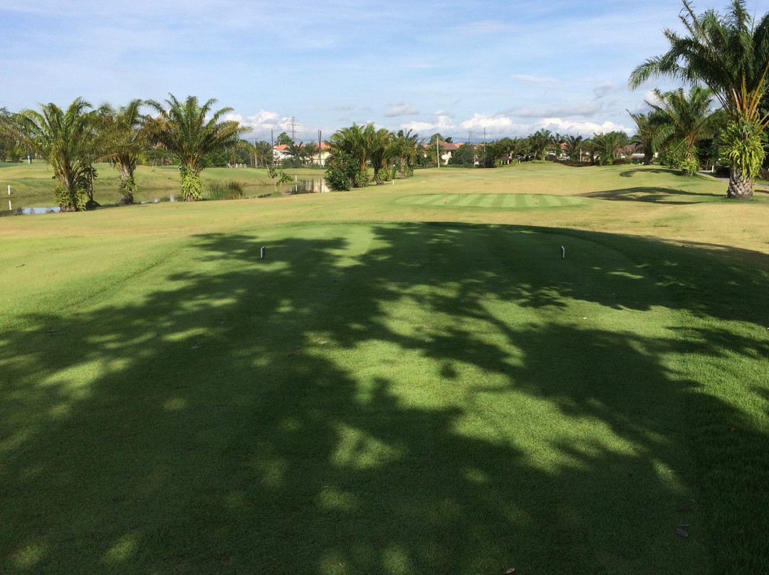 North Hill Golf Club-Ban Waen必去景点