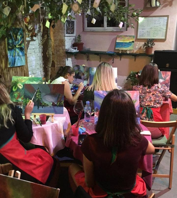 Telajo & Vere or Paint & Wine Albania-地拉那必去景点