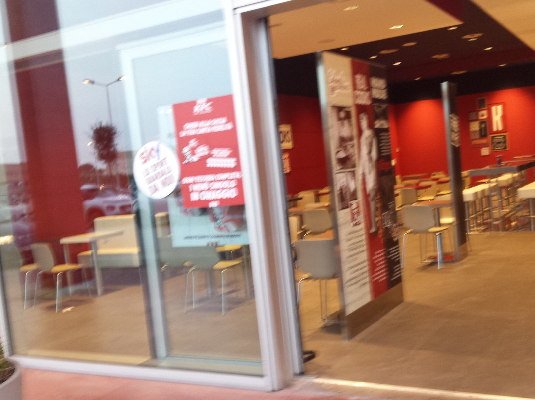 Fashion City Outlet San Giuliano景点图片