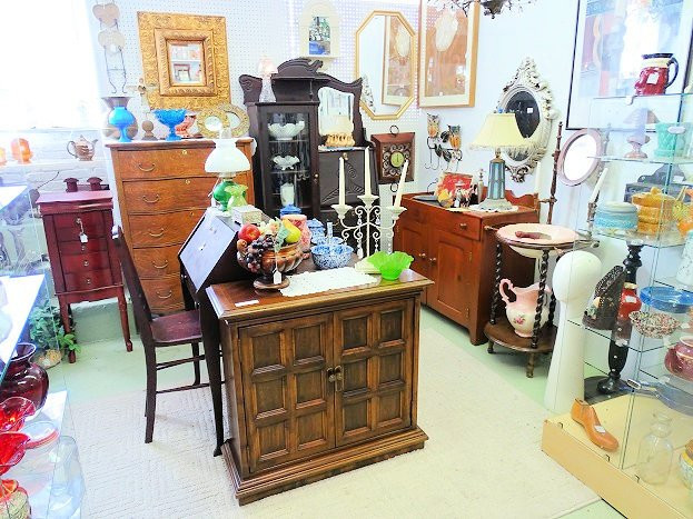 Crossroads Antique Mall-好时镇必去景点