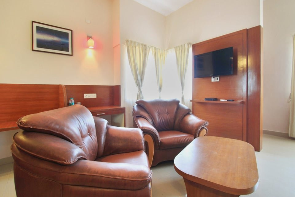 OYO 12051 Stay By the Way主图