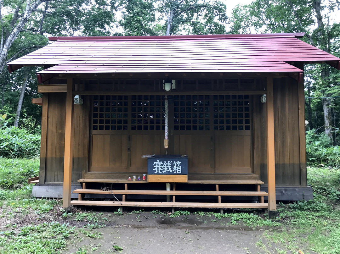 Raiun Shrine景点图片