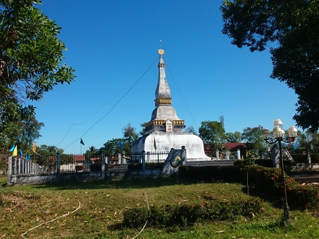 Salavan Monument