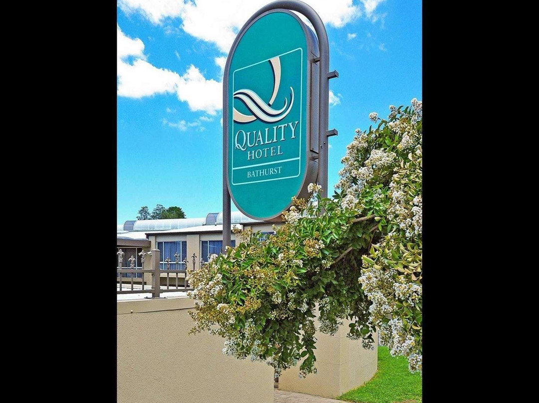 巴鲁斯特品质酒店主图