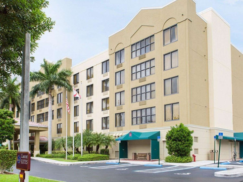 舒适套房酒店-迈阿密肯德尔主图