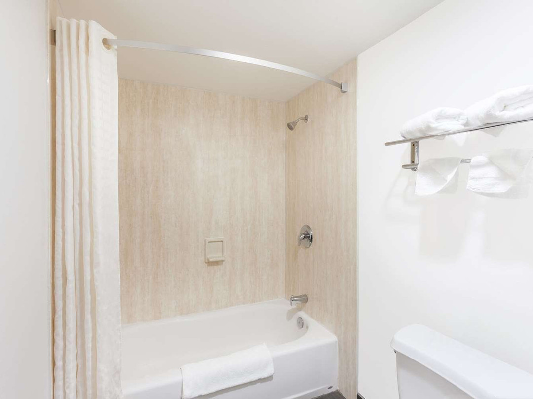 Super 8 by Wyndham El Cajon CA主图