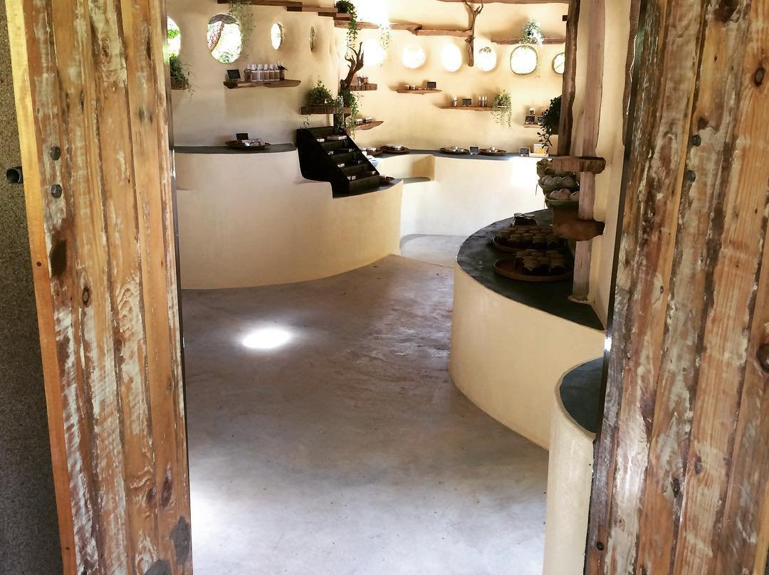 Re-wild House and Craft Shop景点图片