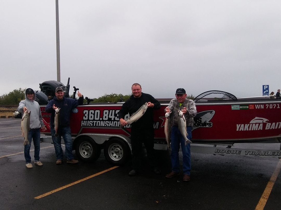 Huston’s Hookups-Washougal必去景点