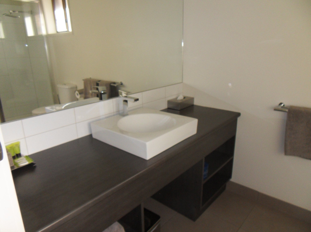 榆树汽车旅馆主图