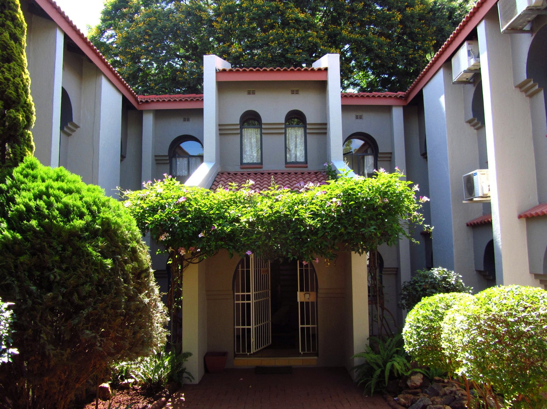 Lonely Oak Hotel主图