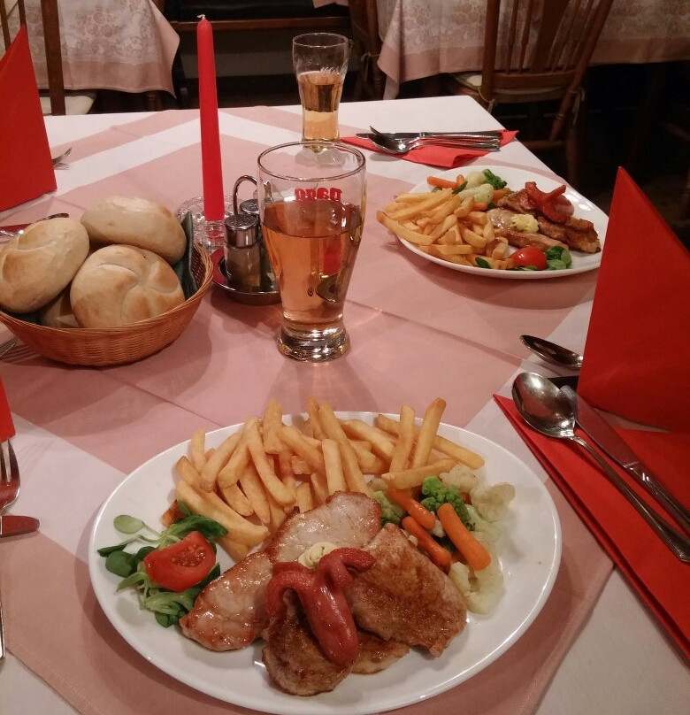 Gnesau餐馆和美食-Wiedwegerhof Restaurant