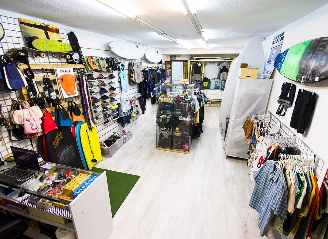 Surf Shop Underground Segunda Mano-圣克鲁斯-德特内里费必去景点
