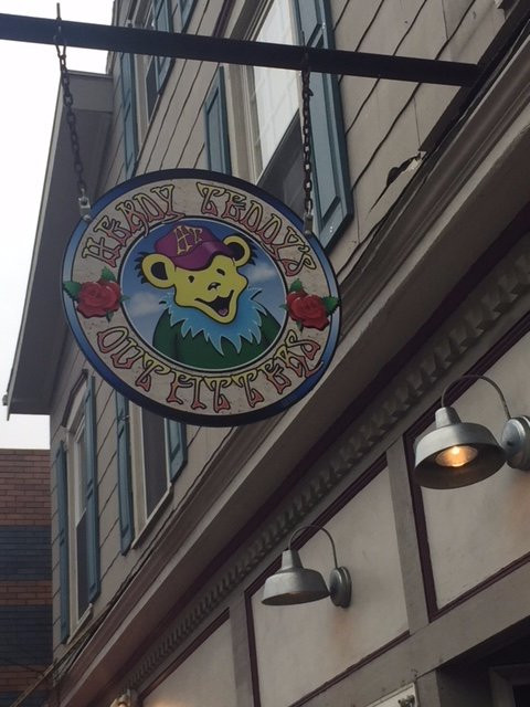 Heady Teddy's Outfitters-新帕尔茨必去景点