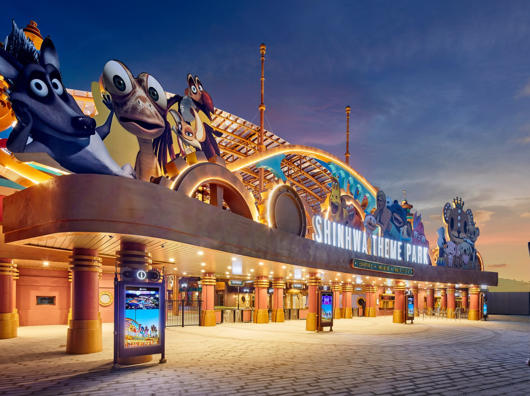 Shinhwa Theme Park-西归浦市必去景点