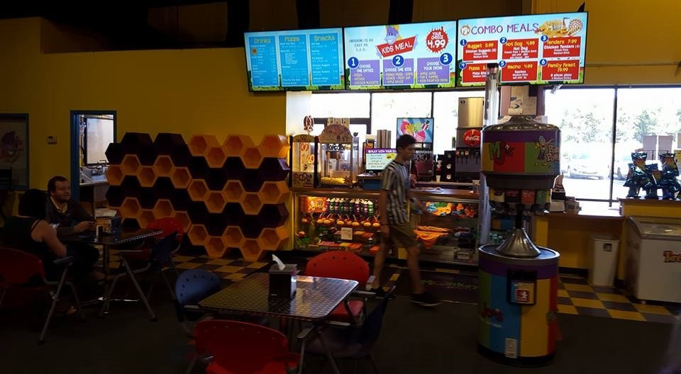 Monkey Joe's-华纳罗宾斯必去景点