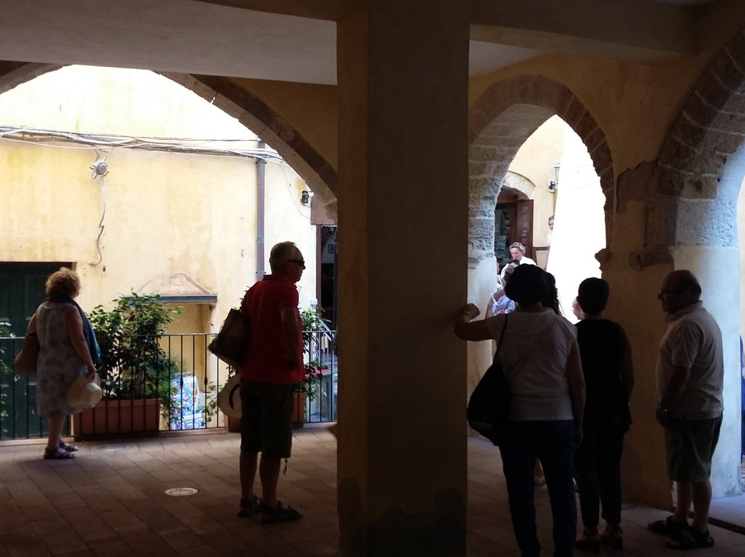 Palazzo La Loggia-Castelsardo必去景点