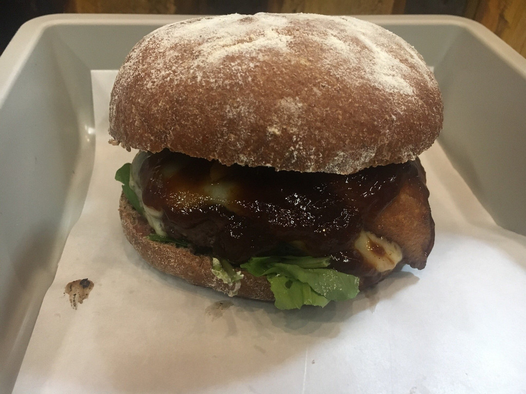 iFome Burger and Shakes