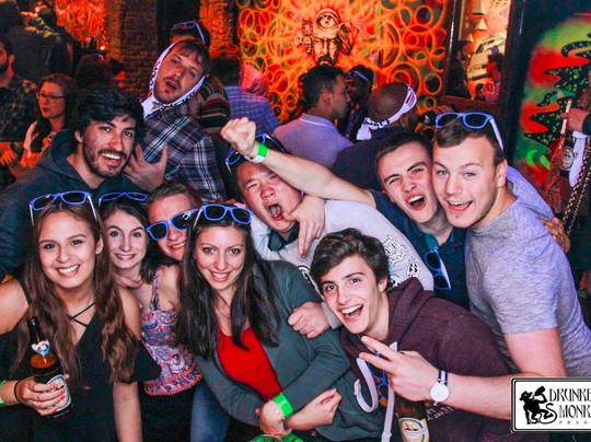 Drunken Monkey Prague Pub Crawl & Bar-布拉格必去景点