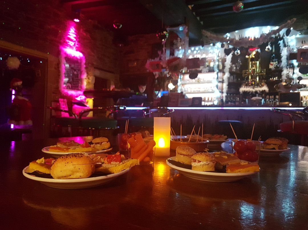 Le CDV - Bar Lounge & Hostellerie Insolite景点图片