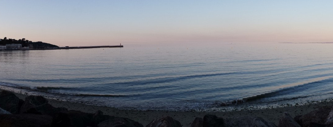 瓦孔希俱乐部比尼奇酒店主图