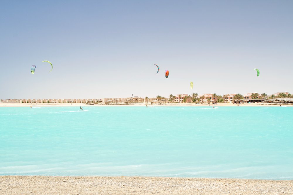 FLY Kitesurfing-雷斯苏勒必去景点