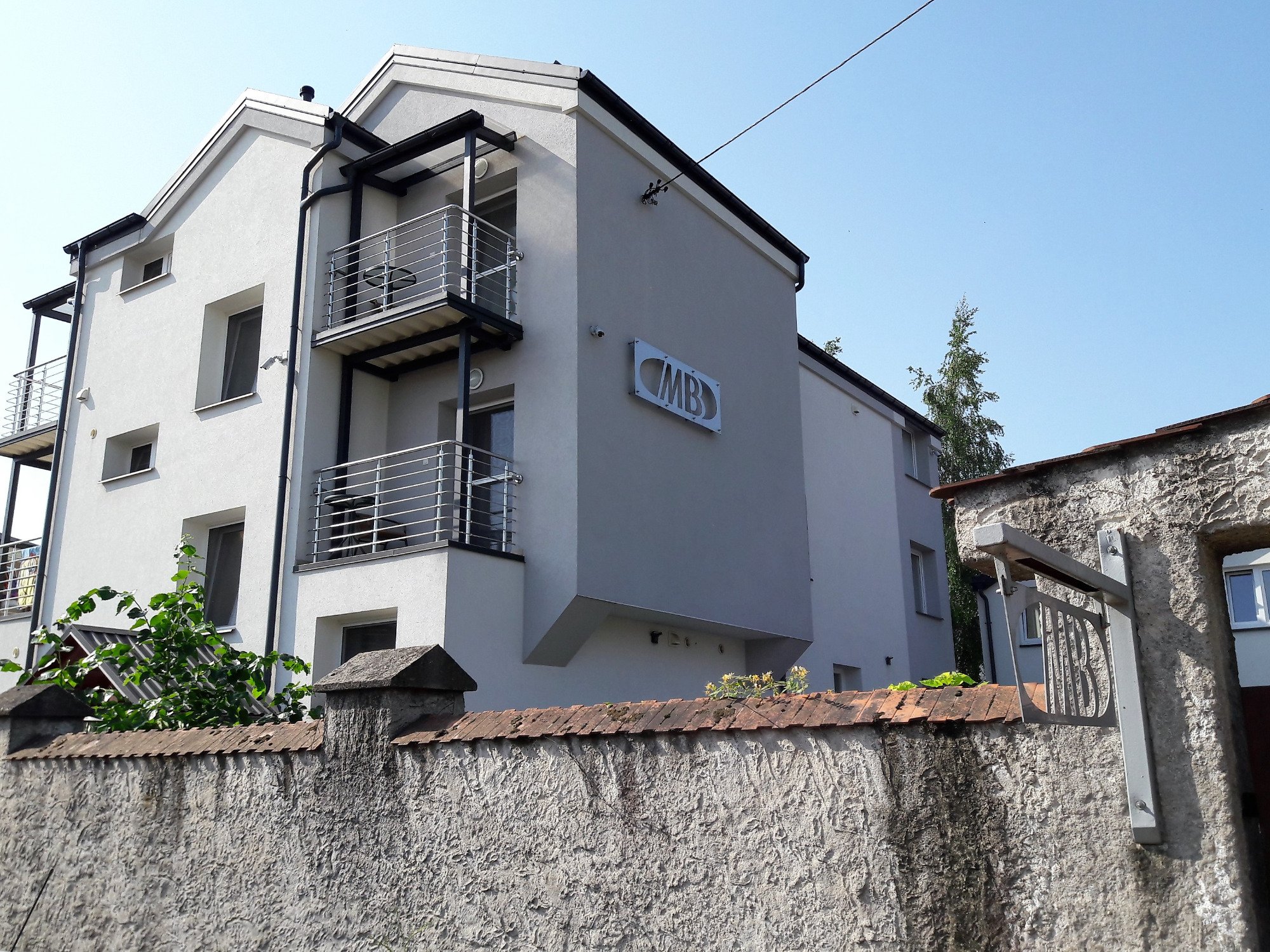 Villa MB-官方