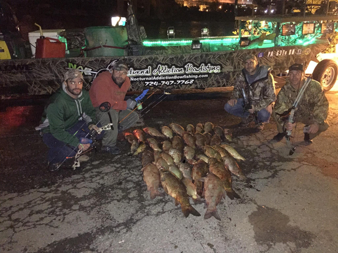 Nocturnal Addiction Bowfishing景点图片
