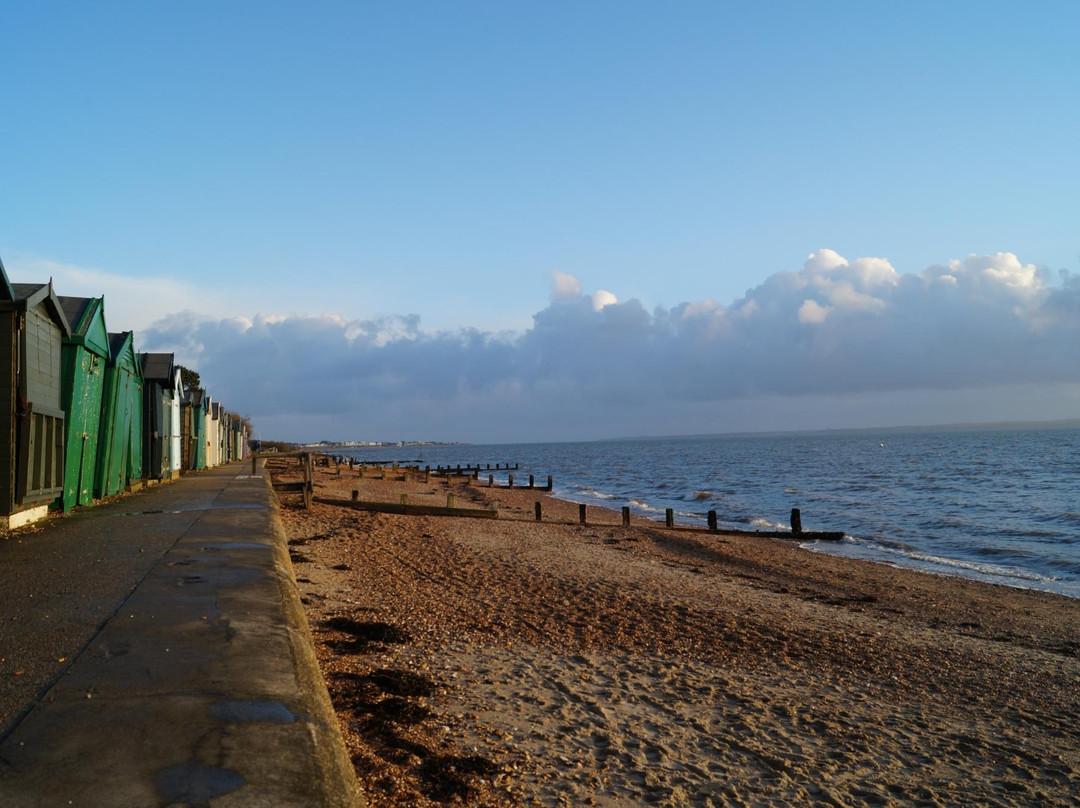 Hill Head Beach景点图片