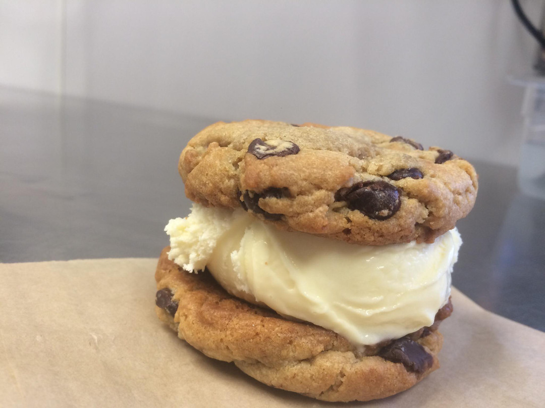 拉丁顿餐馆和美食-The Q Smokehouse