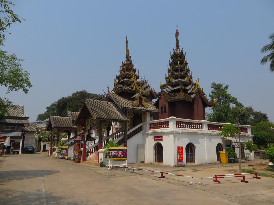 Wat Sri Chum