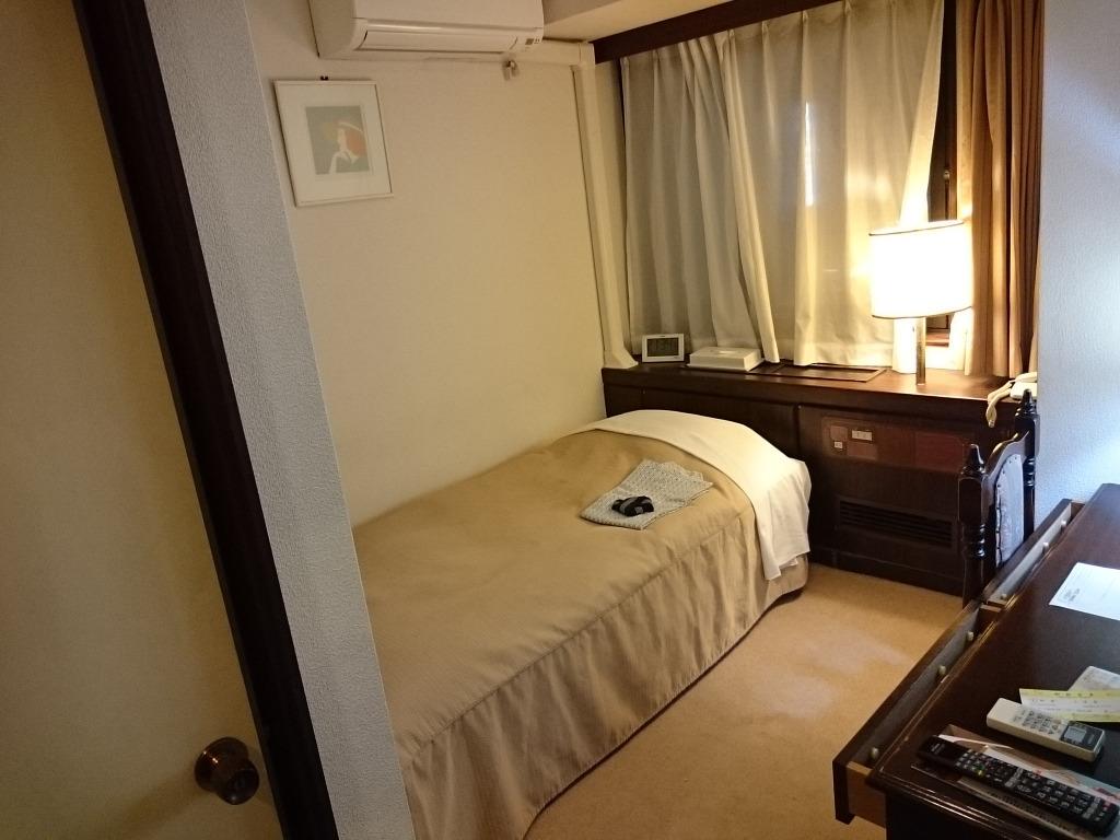 绫濑松山酒店-客卧