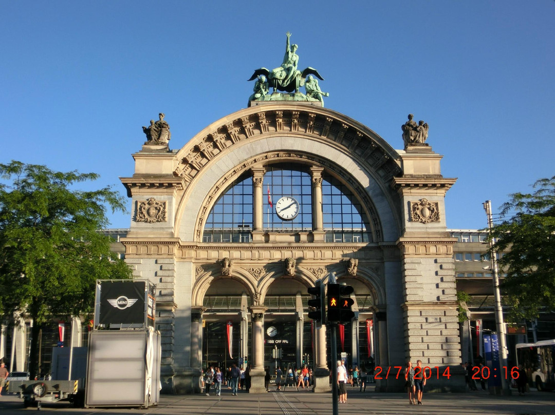 Lucerne Station景点图片