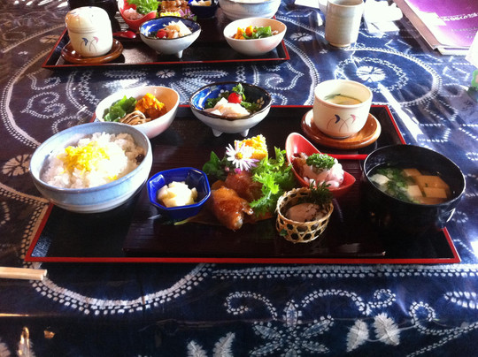 久恵風穴の里 ごもくめし