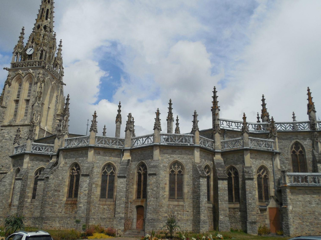 Eglise Saint Pierre景点图片