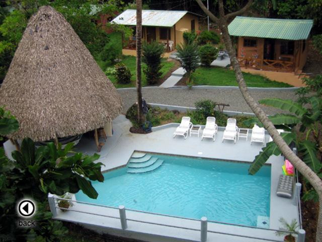 Coconut Grove Oceanfront Cottages