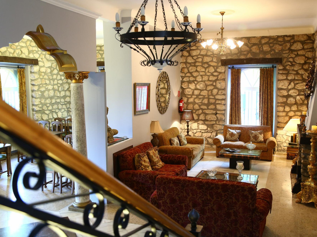 Arbuniel酒店住宿-Hostal Caseria San Jose De Hutar