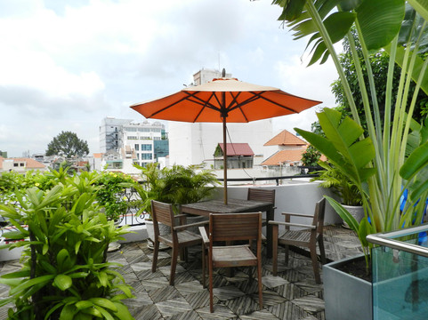 Duc Hoa Ha酒店住宿-Little Barry's Home