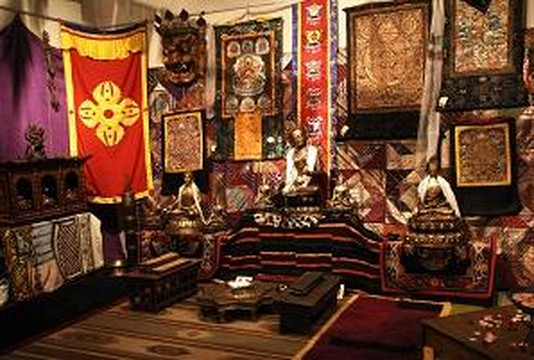 Zone Libre Orient Shop-瓦隆蓬达尔克必去景点