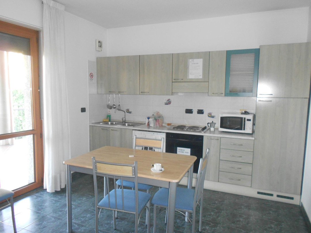 Borgomasino酒店住宿-Hotel Residenza delle Alpi