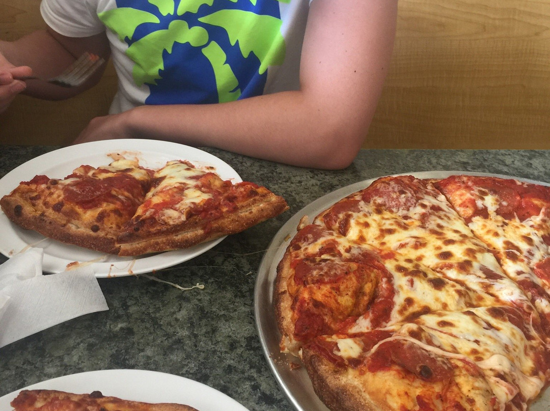 Morrow餐馆和美食-Chubby's Pizza