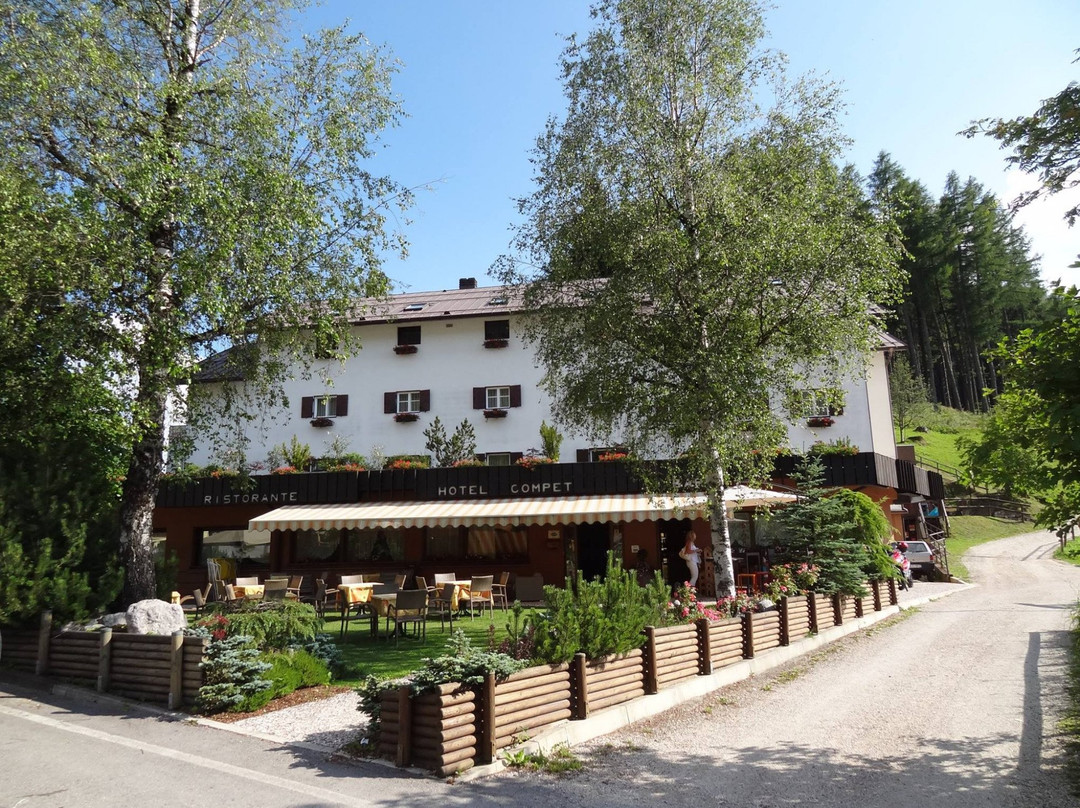 Hotel Compet SNC Di Oss Giuliano & C.