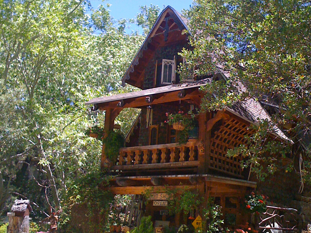 Madera Kubo B&B