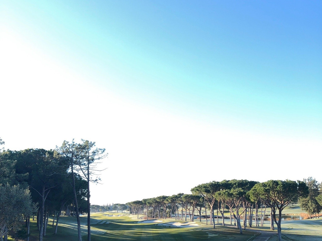 Laranjal Golf Course景点图片